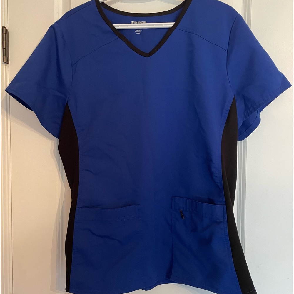 Scrubstar Top